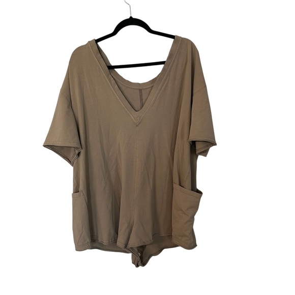 Free People FP Movement Deep V-Neck Short Sleeve Mocha Latte Romper Sz XL NWT - Picture 1 of 9